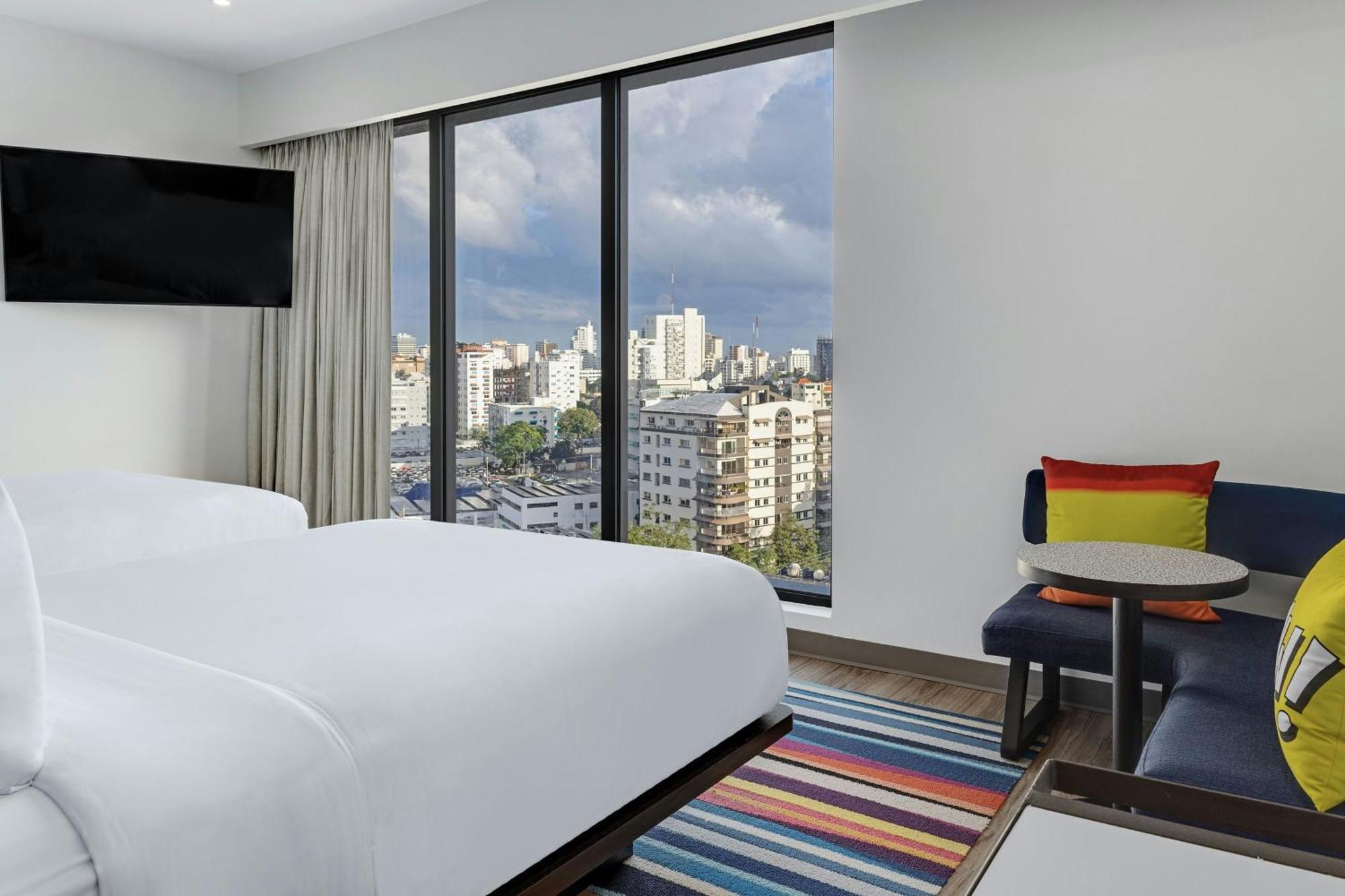 Aloft Santo Domingo Piantini Hotell Exteriör bild